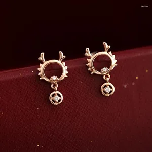 Pendientes de tuerca con diseño de dragón pequeño y bonito de dibujos animados del año del zodiaco 12, temperamento de moda de nicho femenino, estilo Ins de buena suerte