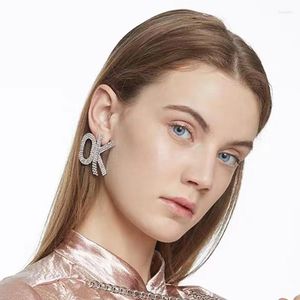 Stud Earrings 2023 Fashion Claw Chain Series Letters Ok Metal Dames Sieraden Accessoires Aretes de Mujer