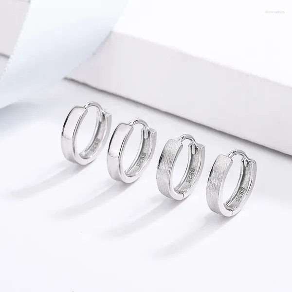 Pendientes de tuerca 2023 S925 plata pura hebilla de oreja anillo de temperamento femenino pareja masculina verano