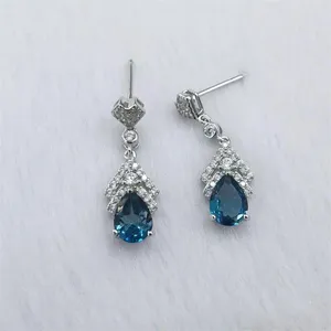 Pendientes de tuerca 2023 prueba de venta Natural London Blue Topaz 5 7MM S925 plata oro blanco joyería para mujer Real