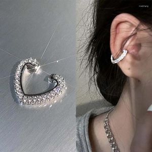 Stud Oorbellen 2024 Delicate Zirkoon Hartvorm Clip Vrouwelijke Gesp Oor Manchet Geen Piercings Voor Vrouwen Mode-sieraden