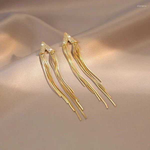 Boucles d'oreilles à clous pour femmes, Design 2024, couleur or 14 carats, Long pompon, bijoux délicats, zircone, lettre, cadeau