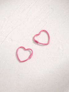 Boucles d'oreilles étalon 2024 mode S925 Silver Silver Love Peach Heart Sweet Small Ear Eore Bijoux Tempérament des femmes Simple