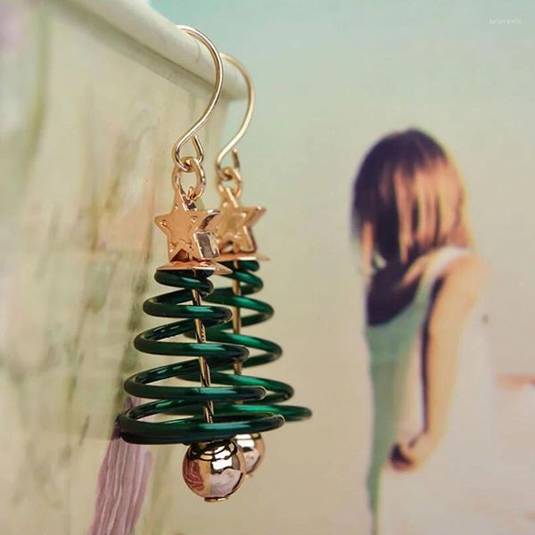 Boucles d'oreilles à clous pour femmes, étoile à la mode, arbre de noël, conception à vis, bijoux, cadeau pour filles, 2024