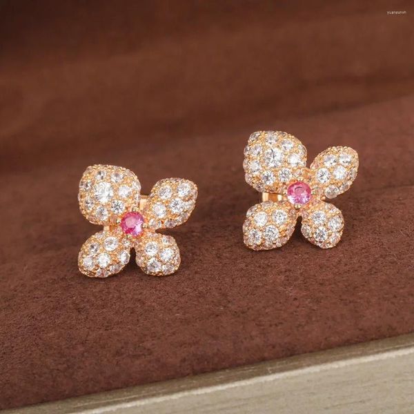 Boucles d'oreilles à clous pour femmes, T-shirt à la mode, cadeaux de qualité de marque pour anniversaire, bijoux de luxe, fleur, mariage, fiançailles, 2024