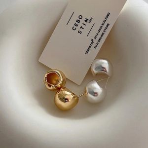 Boucles d'oreilles à clous pour femmes, couleur or argent, boule en métal mat, Simple, petit, mignon, bijoux de fête à la mode, 2024