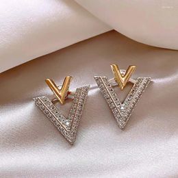 Boucles d'oreilles à clous en Zircon pour femmes, couleur or coréen, lettre V, élégant, Triangle en cristal, bijoux géométriques, 2024