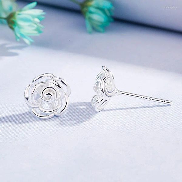 Boucles d'oreilles coréennes à géométrie Simple, fleur, mode tempérament doux, bijoux féminins, cadeau de saint valentin pour filles, 2024