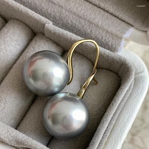 Boucles d'oreilles 2024 Luxury Luxury Simple Grey Pearl for Women Fashion Fashion Elegant Sweet Jewelry Party Cadeaux