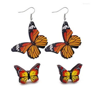 Boucles d'oreilles étalon 2 paies Leathers Butterfly Studs rétro Couleur d'oreille en bois Couleur de mode fait à la main Gift pour les femmes