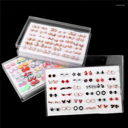 Boucles d'oreilles 36 paires/boîte mixte strass émail fleur coeur étoile perle Animal petit ensemble en plastique pour femmes filles bijoux