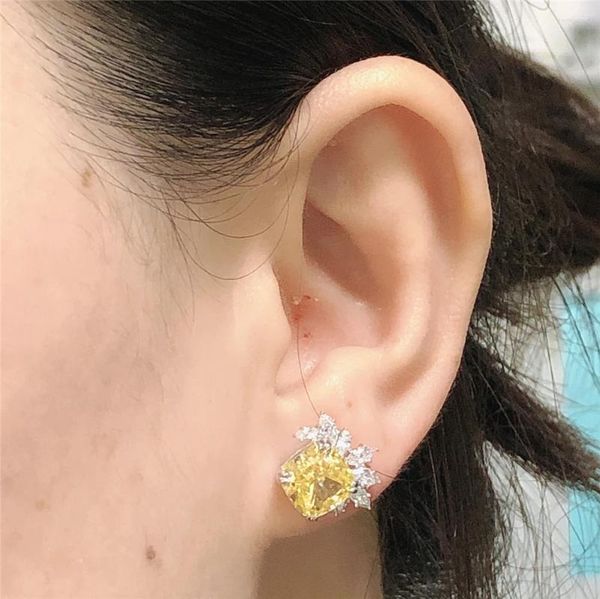 Pendientes de tuerca de 3CT/pieza, cojín amarillo, diamante de compromiso para mujer, oro blanco de 18 quilates AU750, hermoso regalo de joyería para la oreja para mujer