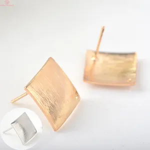 Stud -oorbellen (4043) 10 stks 13 13 mm koperen goudkleur vierkante pennen hoogwaardige DIY sieraden Bevindingen Accessoires