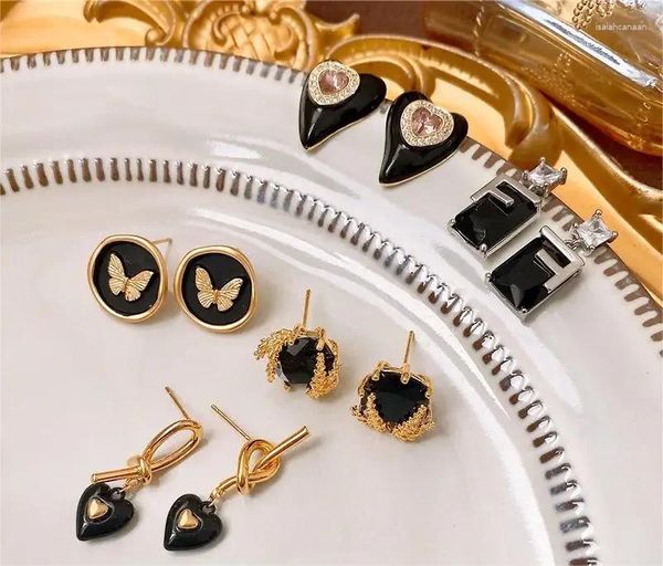 Boucles d'oreilles 5 pièces Love Black Series Eardrop pour femmes à la mode Unique en métal Design baroque Dangle bijoux avec boîte-cadeau