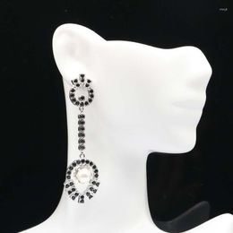 Oorknopjes 63x18mm Europees ontwerp Lange witte saffier Zwart CZ Mode-sieraden Damesfeest Zilver