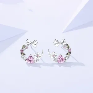 Boucles d'oreilles étalon 925 Croissant en argent Amour pour les femmes Cadeaux de fête de fiançailles en zircon mignon et doux et doux