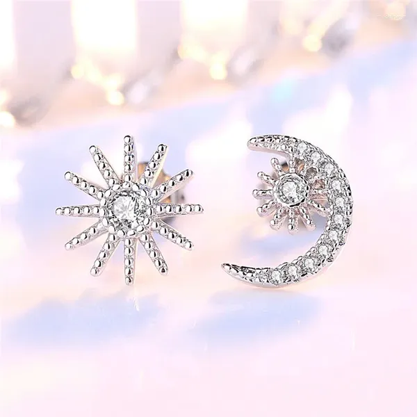 Boucles d'oreilles 925 Silver plaquée Zircon Star Moon For Women Girls Mignon Cadeaux d'anniversaire Elegant Bijoux Jewelry Pendientes BRINCOS E058