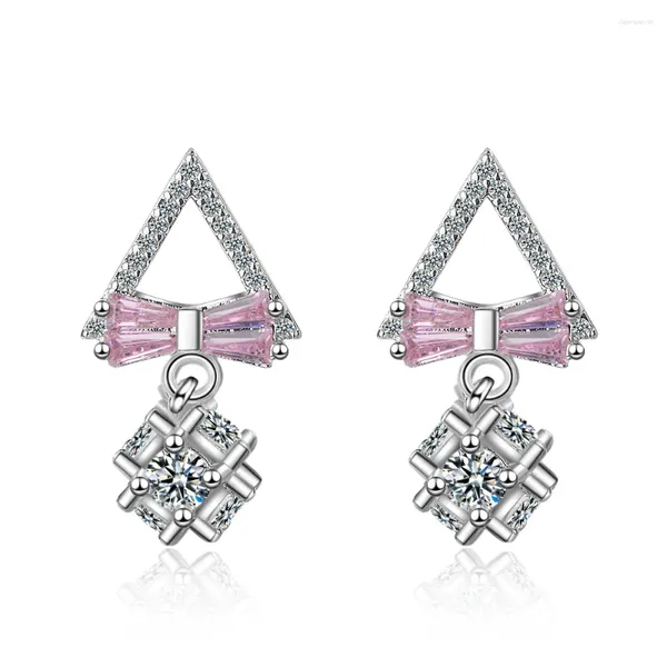 Boucles d'oreilles 925 STER Silver 2024 Déclaration de style triangle de cristal à tendance pour les femmes Girls Anniversaire Gift Fashion Bijoux