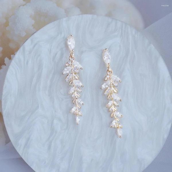 Boucles d'oreilles 925 Déclaration de cristaux à la mode en argent sterling pour les femmes conception de feuilles Valentin Gift Fashion Bijoux en gros