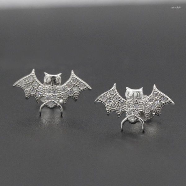 Boucles d'oreilles à tige en argent sterling 925 pour femmes avec animal de chauve-souris élégant en cz transparent pour bijoux fins