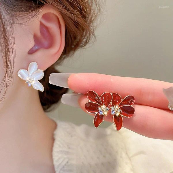 Pendientes de tuerca llegada moda geométrica Metal mujeres clásica gota de aceite flor Irregular lujo dulce pequeña joyería