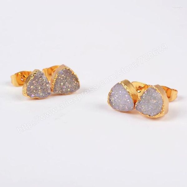 Pendientes de sementales Borosa de 8 mm Triángulo de color de oro Titanio natural AB Druzy G0682