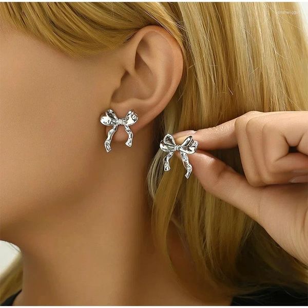 Pendientes de sementales Bowknot Studs Gold/Silver Color for Women Earring Fashion Linda joyería Percinging Accesorios de orejas Aretes de regalo de Navidad