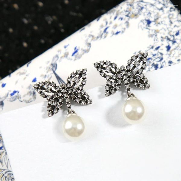 Pendientes de tachuelas Marca Vintage para mujeres Joyas de lujo Fashion Butterfly Diseñador de diseñador de mariposa Pearl Lady Party