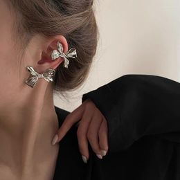 Boucles d'oreilles papillon en forme de nœud papillon pour femmes doux luxueux bijoux en métal Simple Senior mode à la mode 2023
