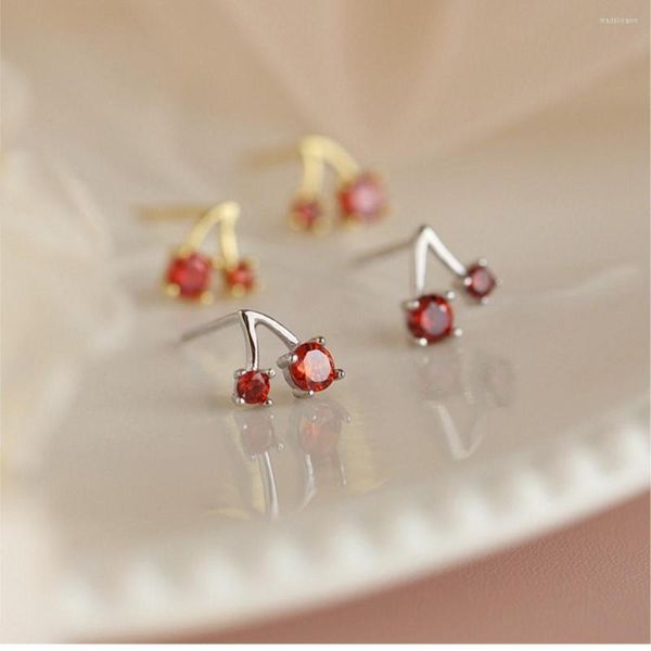 Pendientes de tuerca de cereza para niña, cristal rojo, Mini, pequeño, Simple, exquisito, encantador, 2023, joyería de moda coreana, venta al por mayor