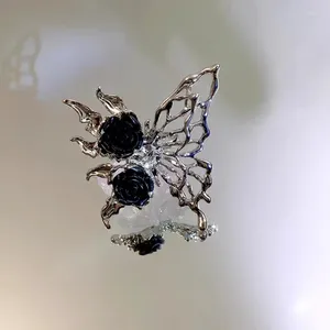 Boucles d'oreilles à clous de Style chinois, fleurs de camélia de montagne noires, douces et fraîches, avec un anneau ouvert Simple et luxueux