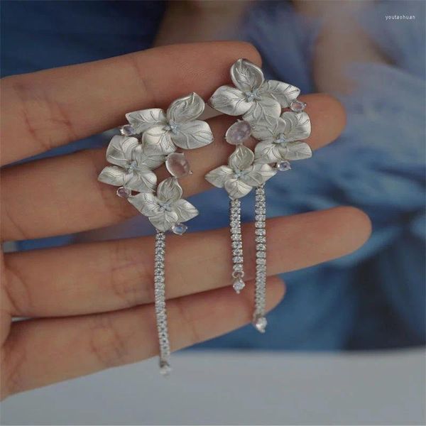 Boucles d'oreilles Style chinois, hortensia, pierre de lune, pompon, personnalité âgée, cadeau Simple et frais pour dames