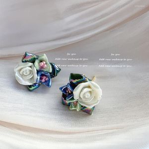 Boucles d'oreilles à tige Style chinois Vintage Art céramique camélia fée pour les femmes doux charmant exquis polyvalent boucle d'oreille cadeau d'amant