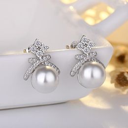Stud -oorbellen Classic Vrouw 925 Zilveren naald Big Round Pearls Cubic Zirconia Earring Wedding Bridal Crown Sieraden Gift