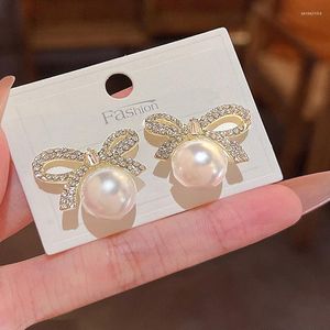 Boucles d'oreilles à clous classiques féminines, perles de cristal, papillon, couleur or, Design original, bijoux plaqués 14K, cadeau de fête pour femmes