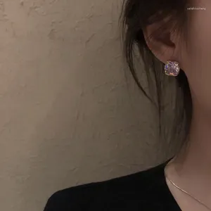 Pendientes de tuerca clásicos simples cuadrados de cristal Zirconia tachuelas para mujeres/hombres 4 puntas pendiente de cartílago del trago joyería de tendencia 2024