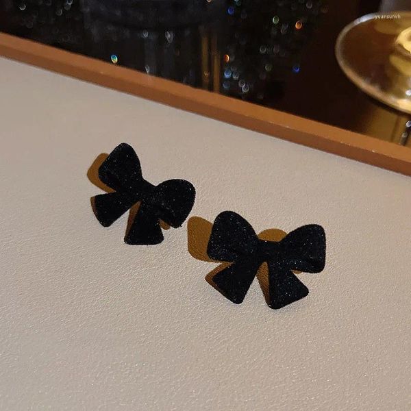 Pendientes de tuerca con lazo flocado para mujeres y niñas, Color negro Retro, moda Otoño Invierno, joyería elegante de Navidad