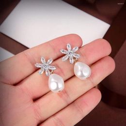 Boucles d'oreilles en cristal flocon de neige balancent femme Zircon fleur goutte boucle d'oreille irrégulière perle conception bijoux de fête de mariage