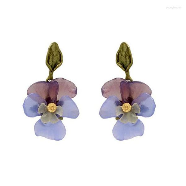 Pendientes de tuerca CSxjd, pendiente de pensamiento de bronce de Metal auténtico, tres flores, planta, temperamento Simple, accesorios creativos para mujer