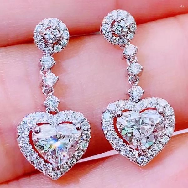 Pendientes de sementales Solid Solid 18K Gold White Drop Women Anniversary Anniversary Desactivación 1 2 3 quilates Heart Moissanite Diamond