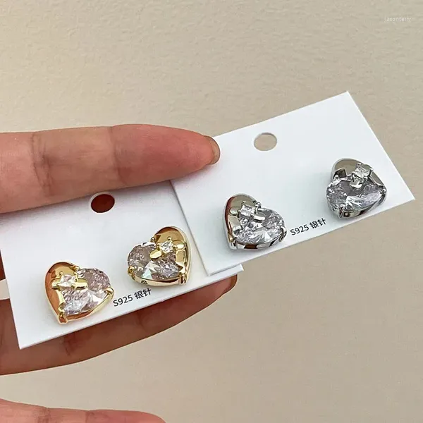 Boucles d'oreilles de goujons de la Corée du Sud Fashion Fashion Love Heart Crystal for Women Charms Sweet Perced Ear Jewelry Gift