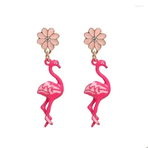 Pendientes de tachuelas DoreenBeads Color dorado Rosa flamenco Flower esmaltón de diamano de diamantes de diamano transparente 47 11 mm Tamaño de poste/ alambre: (Calibre 21) 1 par