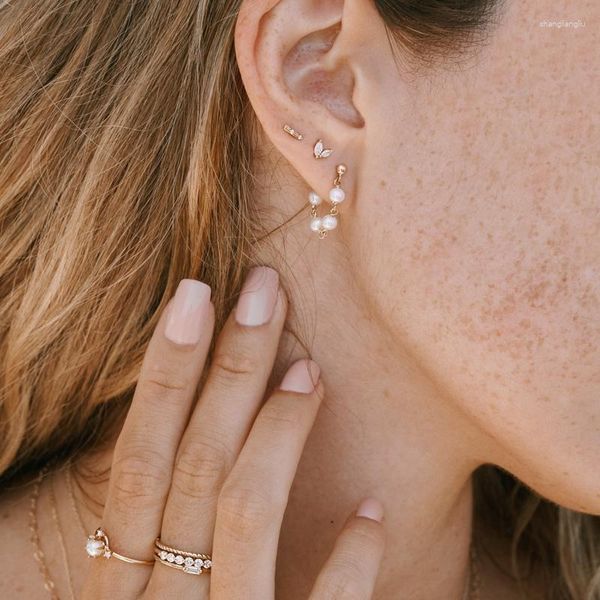 Pendientes de tuerca elegantes de plata de ley S925 con perla de bebé para mujer