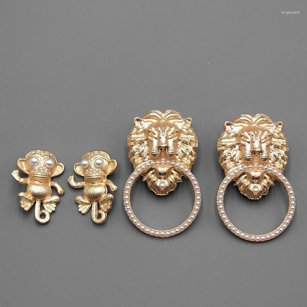 Boucles d'oreilles à tige Europe États Bijoux Boucle d'oreille Tempérament Célébrité Mode Argent Aiguille Singes Lions Perle Femme C29