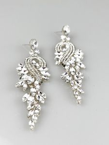 Boucles d'oreilles étalon forme de feuilles européennes et américaines exagérée en verre blanc strass des dames élégantes accessoires y0006