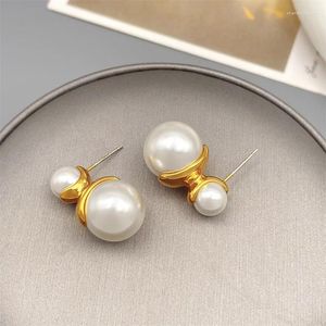 Boucles d'oreilles rétro européennes et américaines incrustées de perles Double face pour femmes, luxe élégant, placage à la mode, or 18 carats 02