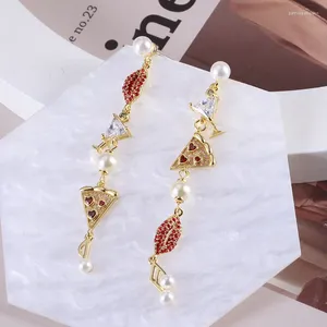 Boucles d'oreilles étalon européen et américaine sexy lèvres rouges cocktails de verre pizza note perle asymétrique 2024 tendance