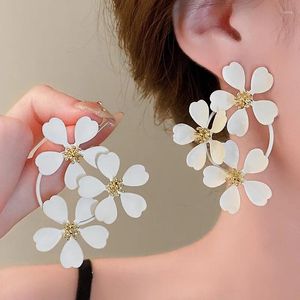 Boucles d'oreilles à clous pour femmes, Design exagéré, grande fleur, pendante, breloque pétale blanc, accessoires bijoux tendance, 2024