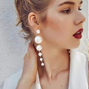 Stud -oorbellen overdreven dames lange witte ronde gesimuleerde parel voor vrouwen feest bruiloft verloving sieraden