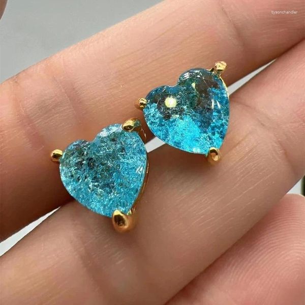 Pendientes de tuerca exquisitos con incrustaciones de corazón de circón azul marino para mujer, joyería de boda de compromiso de Color dorado a la moda